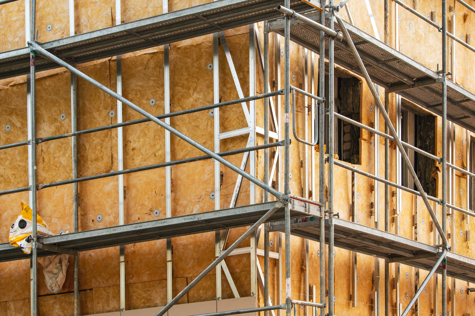 Gradbeni oder omogoča hitro montažo in varno delo na gradbišču